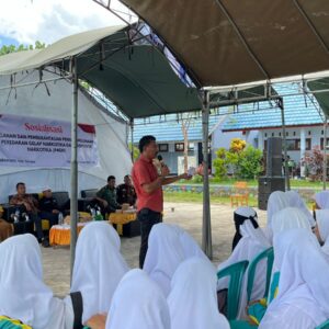 Mewujudkan Generasi Emas: Sosialisasi Pencegahan Penyalahgunaan Narkoba di SMAN 3 Dompu