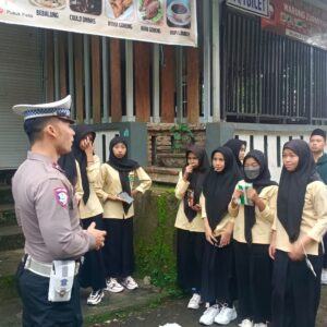 Sat Lantas Goes to School Edukasi Pelajar Tertib Berlalu Lintas