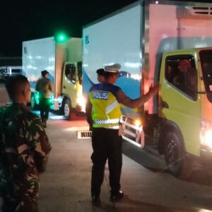 Penjagaan Ketat Mudik Lebaran di Pelabuhan Lembar