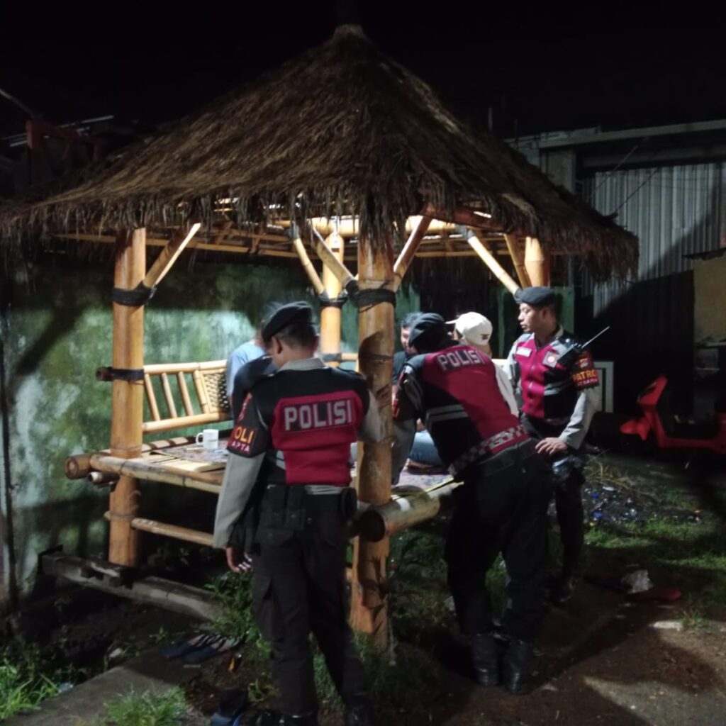 Polres Lombok Barat Gencarkan Patroli Dialogis dan Sosialisasi KEMOS 110 untuk Keamanan Masyarakat