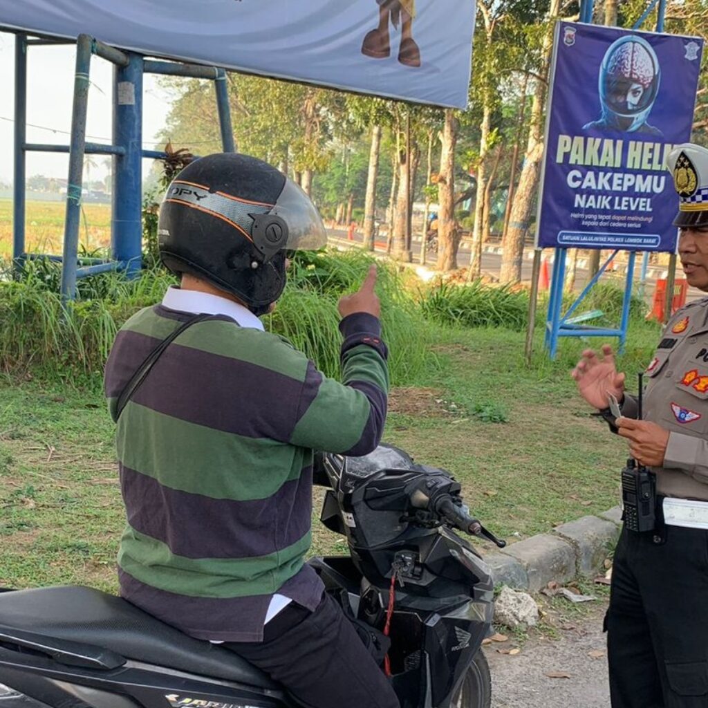 Polres Lombok Barat Gelar Operasi Patuh Rinjani 2025 di Bundaran Penas
