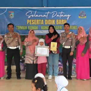 Polisi Sahabat Anak, Satlantas Sosialisasikan Keselamatan di TK Negeri 1 Gerung