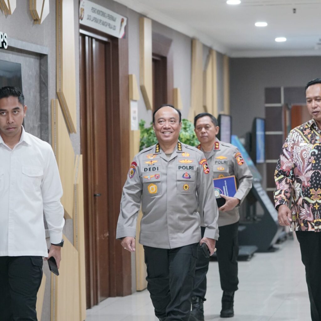 POLRI DAN BULOG GERAK CEPAT STABILKAN HARGA BERAS MELALUI GERAKAN PANGAN MURAH