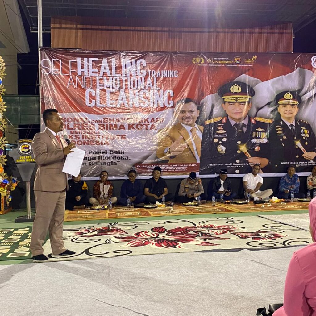 Ratusan Personel Polres Bima Kota Menangis di Malam 17-an, Ikuti Self Healing Training and Emotional Cleansing
